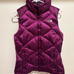 The North Face Women's Purple 550 Downs Puffer Vest